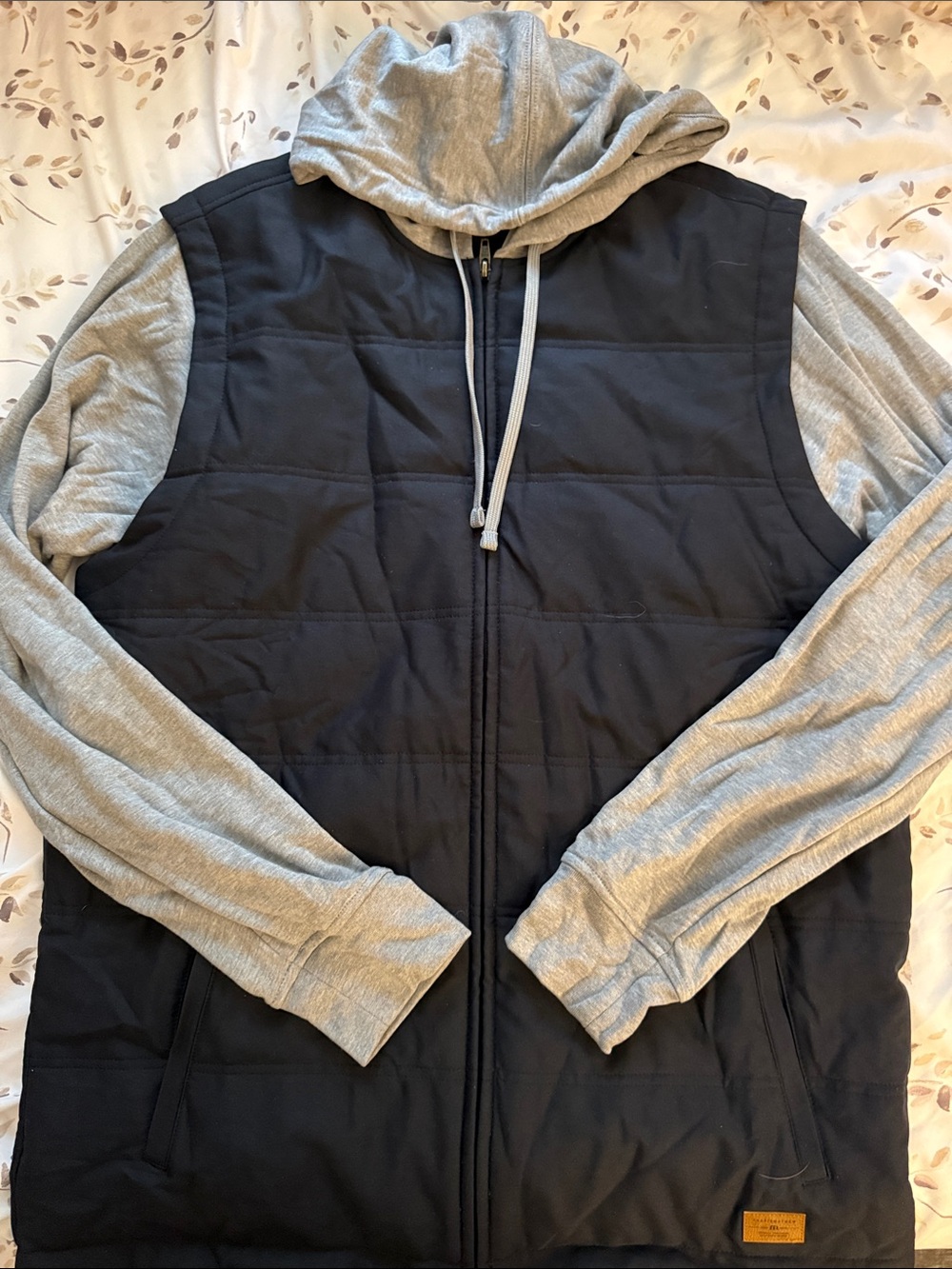 Travis Mathew Black Puffer Body with Gray Hoodie Sleeve Zip Jacket